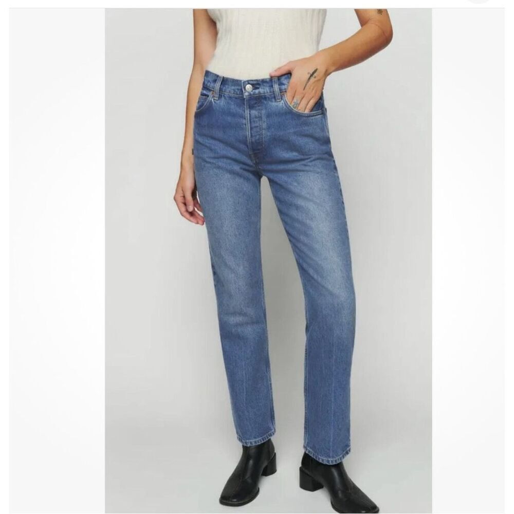 Reformation Cynthia Highrise Straight Leg Buttonfly Jeans. 28 Med Wash